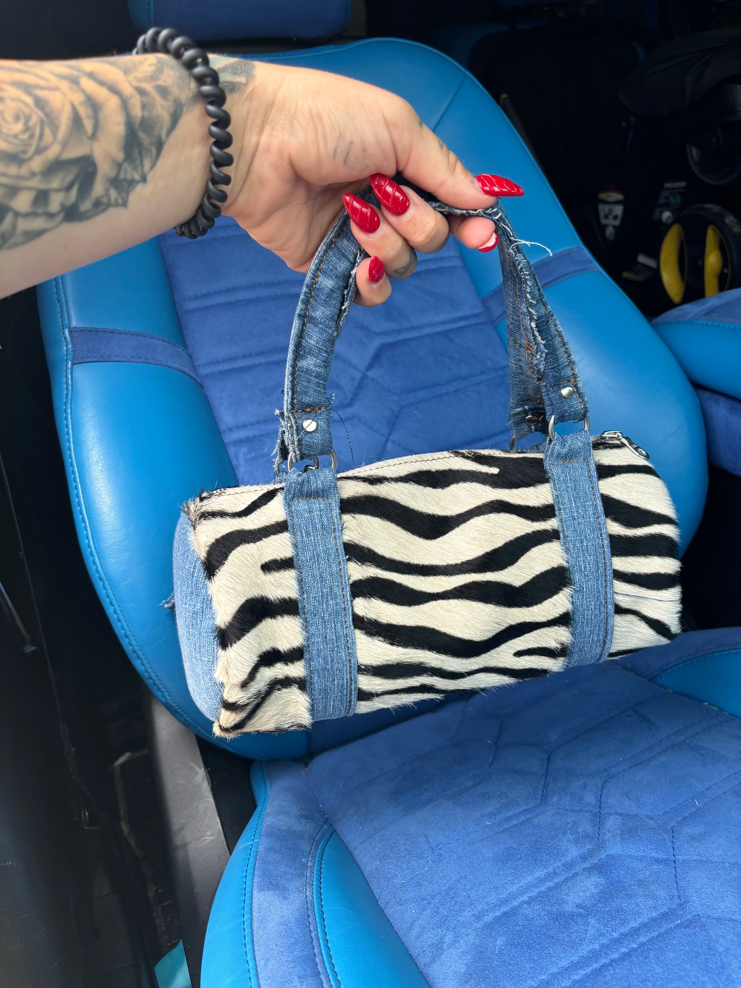 Zebra Round Bag