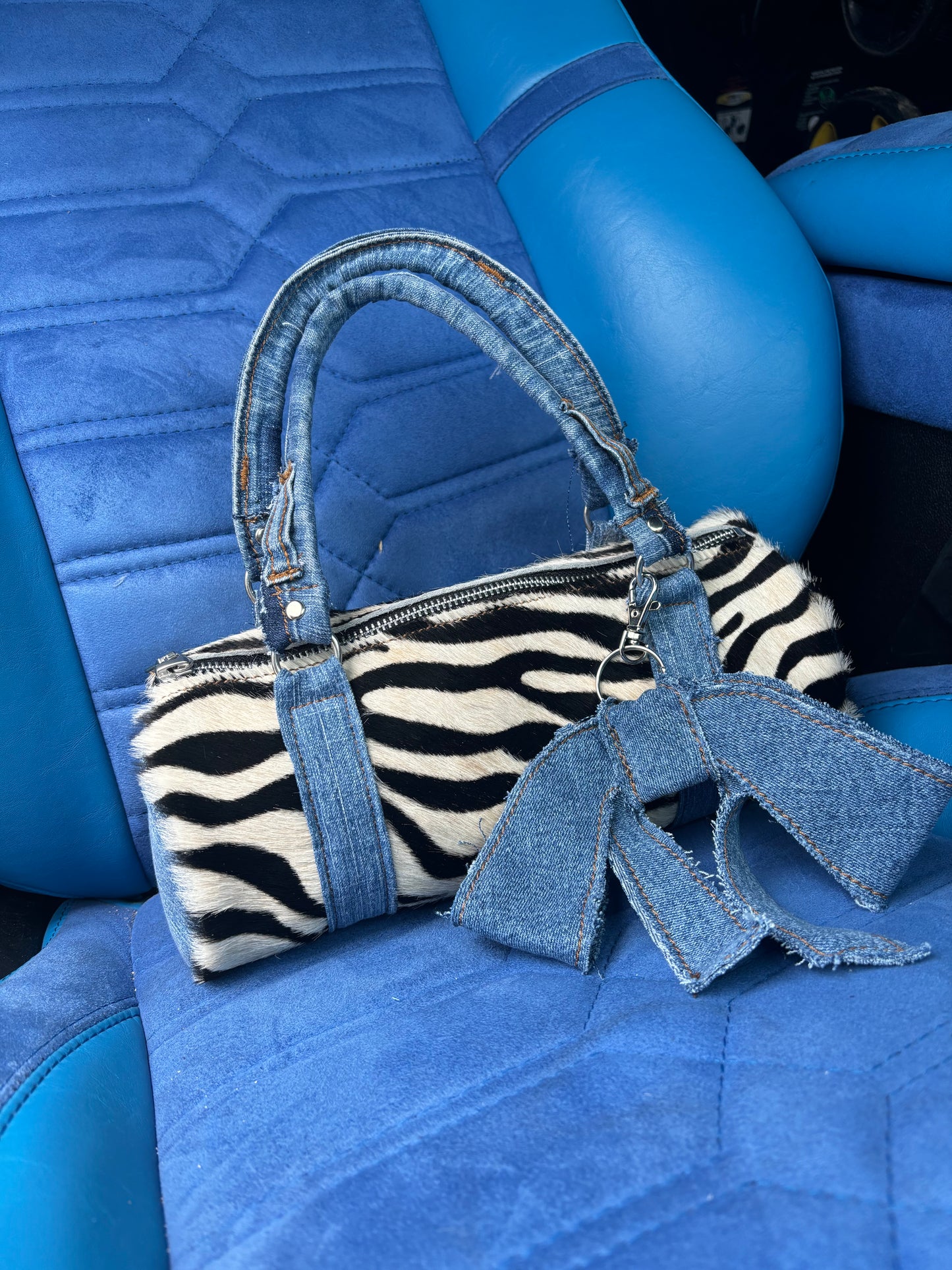 Zebra Round Bag